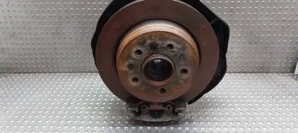 Rear wheel hub spindle/knuckle