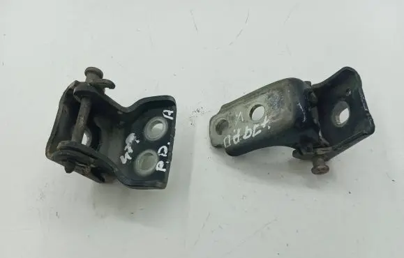 Front door hinge set