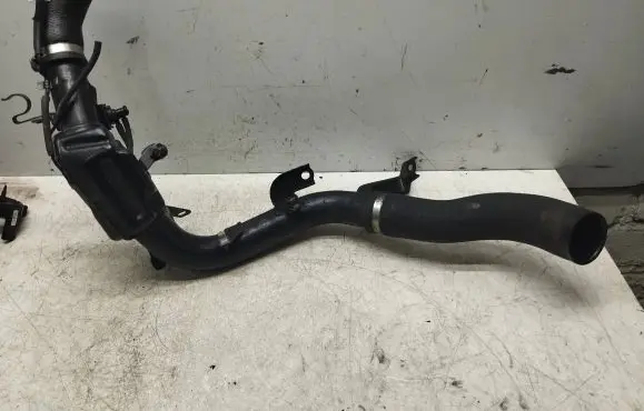 Toyota Avensis T250 Intercooler hose/pipe 27070