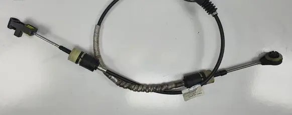 Volvo V70 Gear shift cable linkage 31256939