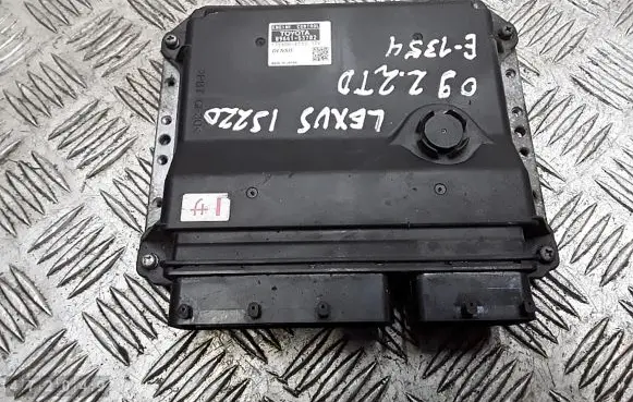 Lexus IS 220D-250-350 Engine control unit/module