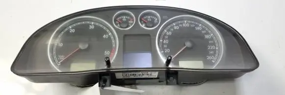 Volkswagen PASSAT B5.5 Speedometer (instrument cluster) 110080198002