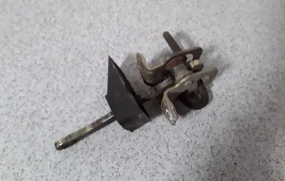BMW 3 E36 Front door check strap stopper 51221960566 1960566