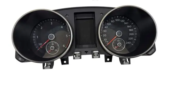 Speedometer (instrument cluster)