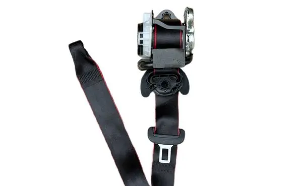 Volkswagen Golf VII Front seatbelt 5G3857706