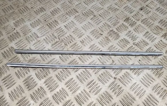 Mercedes-Benz CL C216 Fender trim (molding) A2166903080 A2166902980