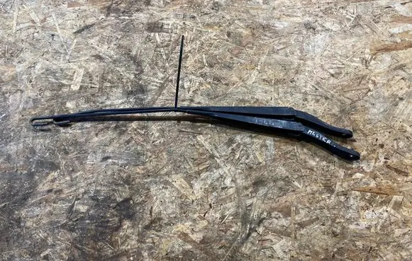 Renault Master III Front wiper blade arm