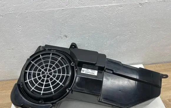 Audi A7 S7 4G Subwoofer speaker 4G8035382 619081002 6251310010