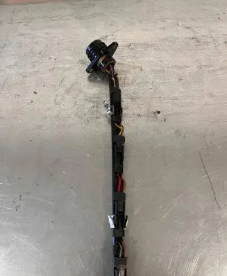 Volkswagen PASSAT B6 Fuel injector wires 038906231