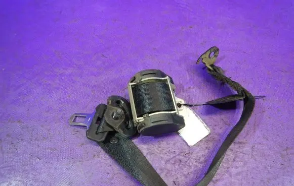Opel Combo C Front seatbelt