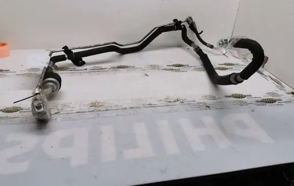 KIA Sportage Air conditioning (A/C) pipe/hose