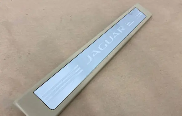 Jaguar XF X250 Front sill trim cover 8X2313200AC