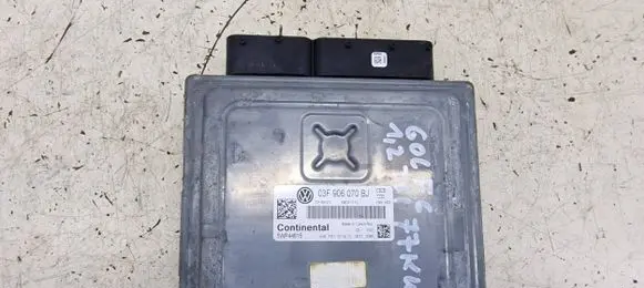 Volkswagen Golf VI Engine control unit/module 03F906070BJ