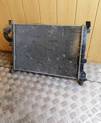 Renault Laguna I Coolant radiator