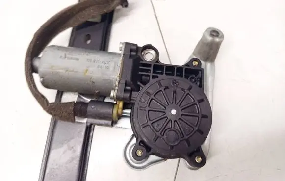 Volvo XC90 Rear door window regulator motor 119971XXX