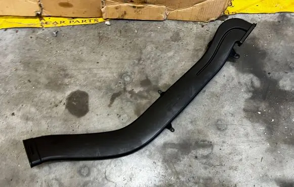 Volvo XC90 Cabin air duct channel 31455255
