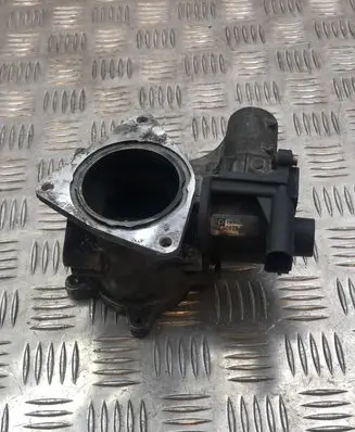 Volkswagen Crafter EGR valve 700823060