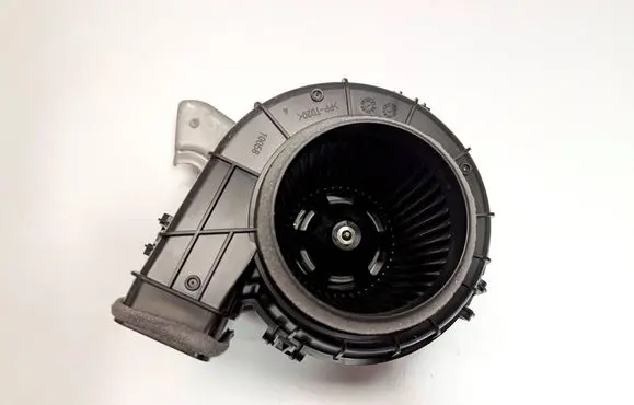 Lexus NX Hybrid/electric vehicle battery fan G923042020