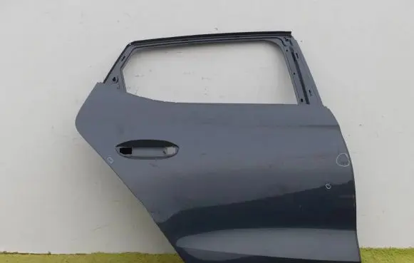 Seat Leon IV Rear door