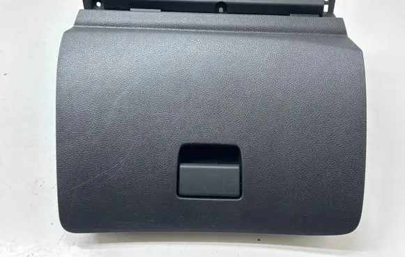 Nissan Pulsar Glove box 685003ZL1A