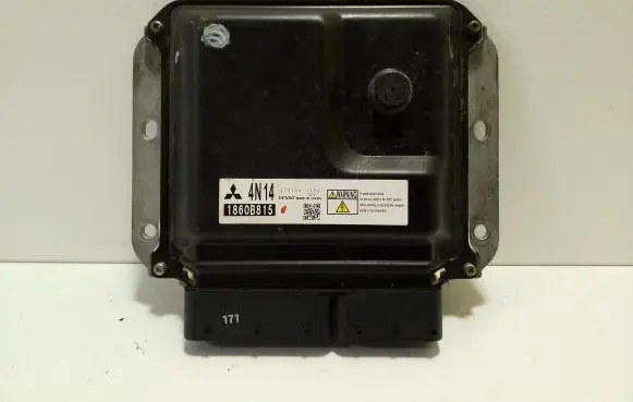 Mitsubishi Outlander Engine control unit/module 1860B815 2757001732