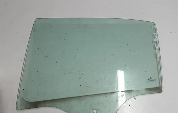 Skoda Octavia Mk2 (1Z) Rear windscreen/windshield window 