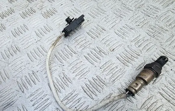Peugeot 208 I Lambda probe sensor 9673438580