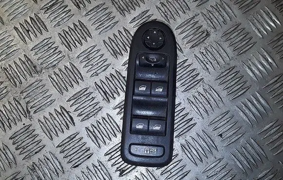 Citroen C5 Electric window control switch 96660258XT