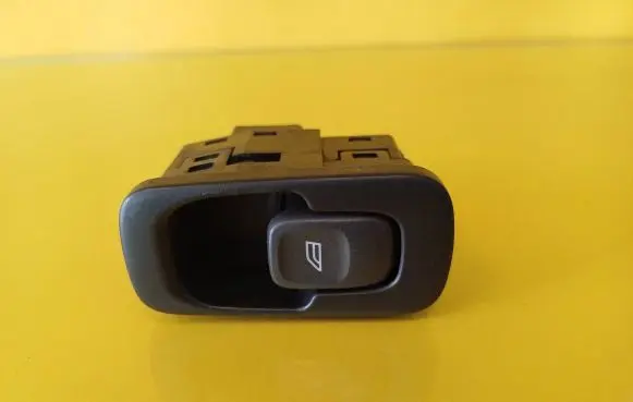 Volvo S80 Electric window control switch 9476695 98W522