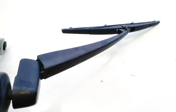 Mitsubishi Grandis Rear wiper blade arm 39852