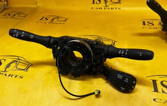 Dacia Duster II Wiper turn signal indicator stalk/switch 255672798R