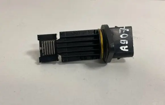 Mercedes-Benz E W210 Mass air flow meter 72268407