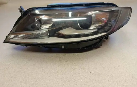Volkswagen PASSAT CC Headlight/headlamp 3C8941751J 030127828104