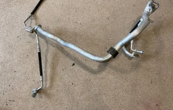 BMW iX Air conditioning (A/C) pipe/hose 5A06B56 5A28911