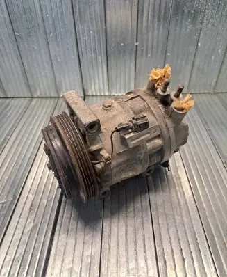 Infiniti FX Air conditioning (A/C) compressor (pump) 92600AC000 03008103 5880045010