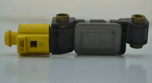 Audi A6 S6 C6 4F Airbag deployment crash/impact sensor 8E0959643A 260202 0231803AAT0