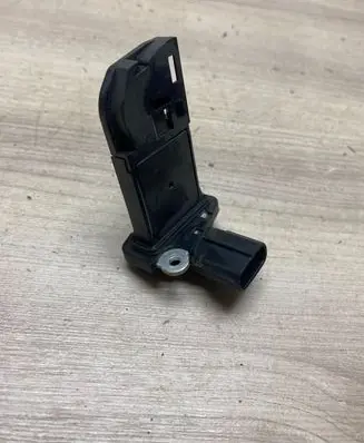 Toyota RAV 4 (XA40) Mass air flow meter 2220426010