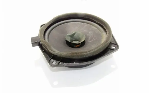 Mitsubishi Pajero Rear door speaker MR301667
