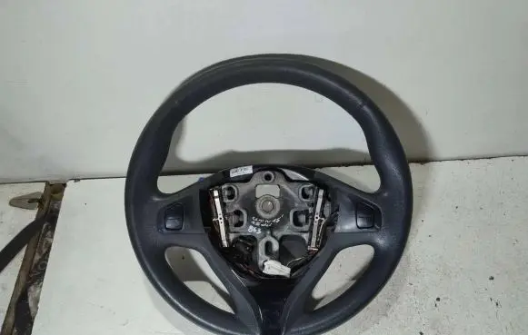 Renault Clio IV Steering wheel