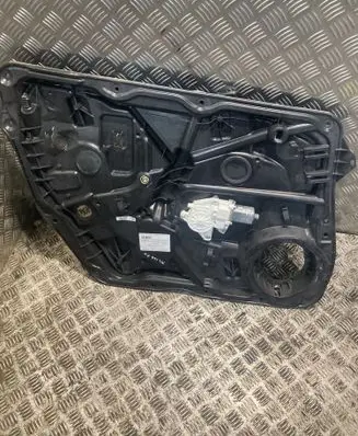 Mercedes-Benz ML W166 Front door electric window regulator A1667200179 1667200179
