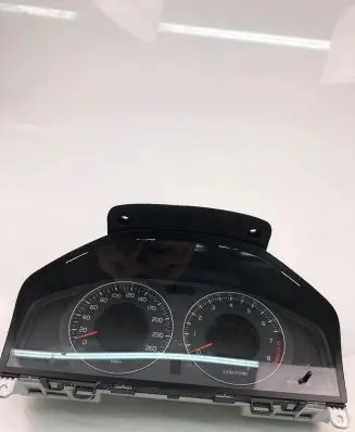 Volvo V70 Speedometer (instrument cluster) 31254534AA