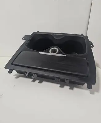 BMW 2 F22 F23 Cup holder front 9207320 162083 080910