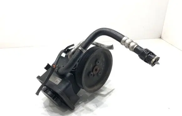 BMW X3 E83 Power steering pump 7692974
