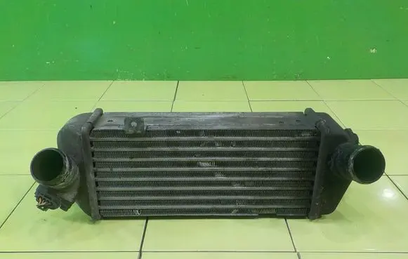 Hyundai ix20 Intercooler radiator UP207