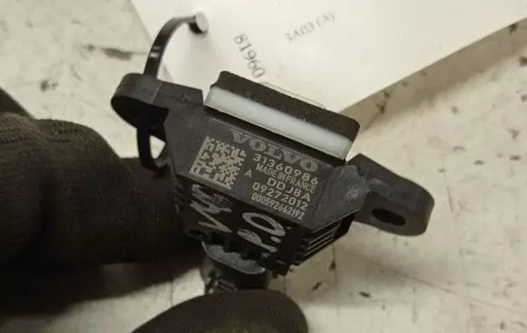 Volvo V40 Airbag deployment crash/impact sensor 31360986