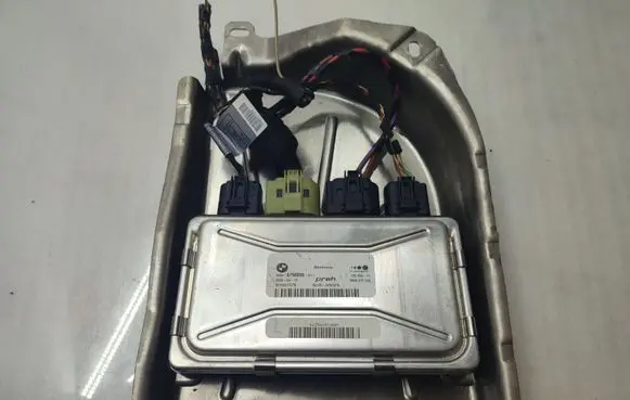 BMW 7 F01 F02 F03 F04 Active stabilizer control unit 6790096 7882977162 32436790096