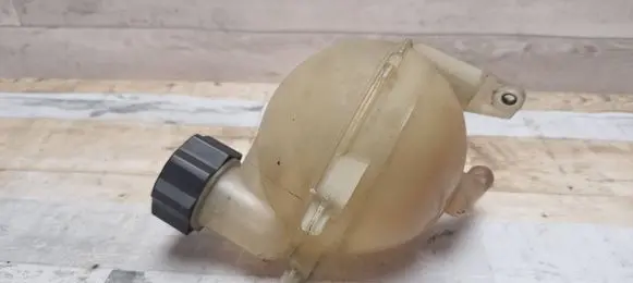 Citroen C4 I Coolant expansion tank/reservoir