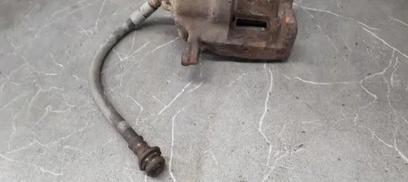 Nissan Murano Z50 Rear brake caliper