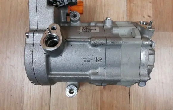 Hyundai Kona I Air conditioning (A/C) compressor (pump) 97701CM000