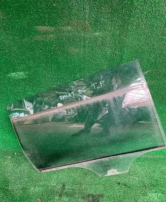 Volkswagen PASSAT B6 Rear windscreen/windshield window 